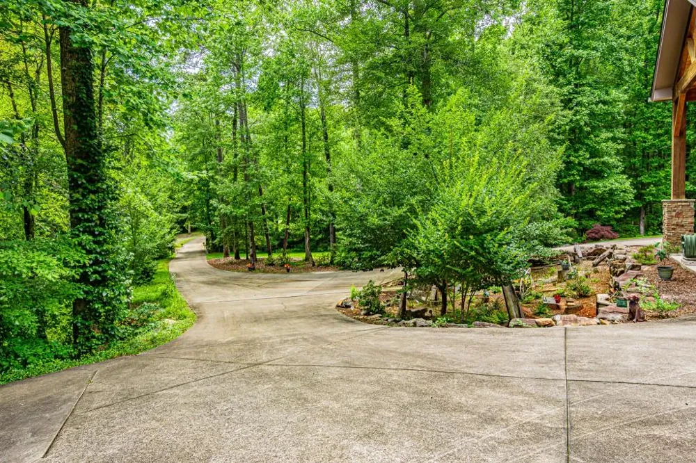 190 Still Road Clarkesville, GA 30523
