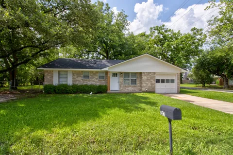 327 W Mckinney Street