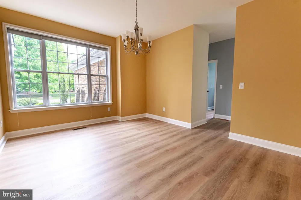 780 RAMBLEWOOD DRIVE Easton, PA 18040