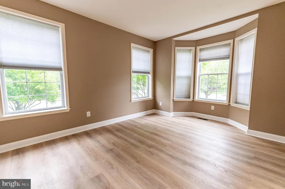 780 RAMBLEWOOD DRIVE Easton, PA 18040