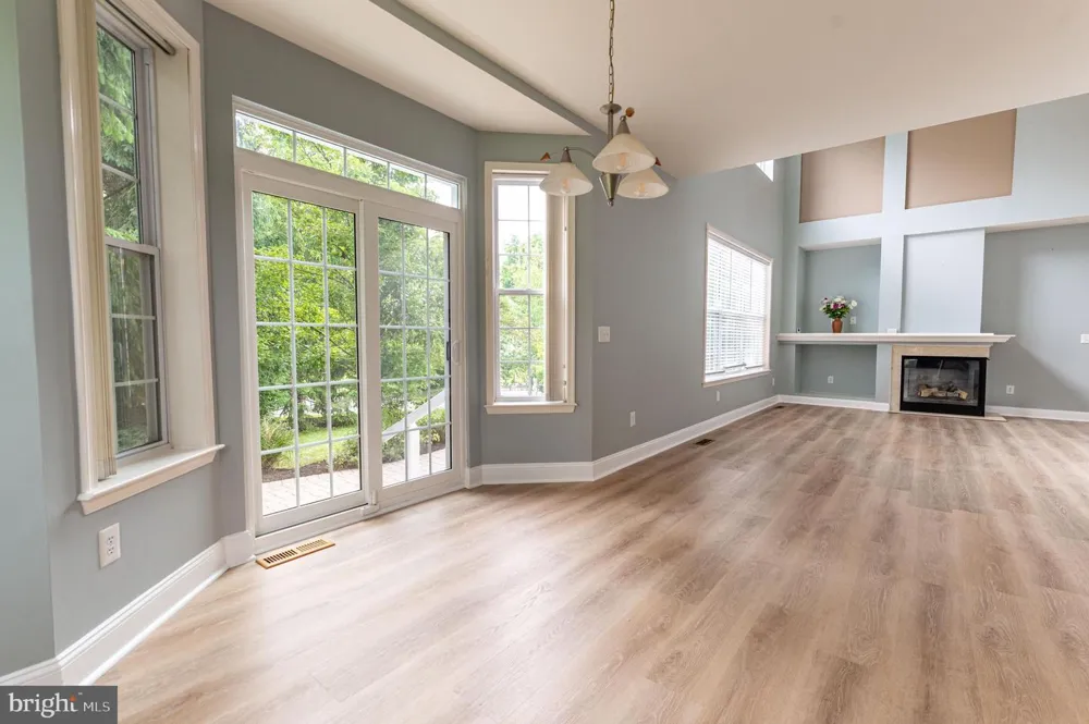 780 RAMBLEWOOD DRIVE Easton, PA 18040