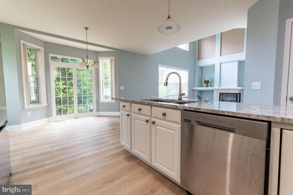 780 RAMBLEWOOD DRIVE Easton, PA 18040