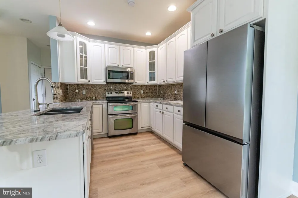 780 RAMBLEWOOD DRIVE Easton, PA 18040
