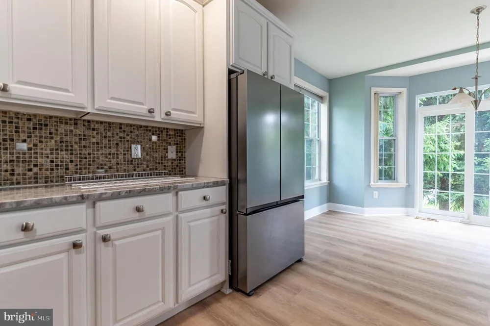 780 RAMBLEWOOD DRIVE Easton, PA 18040