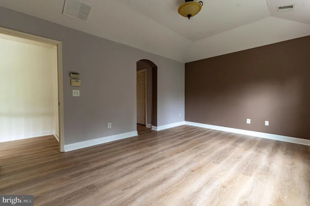 780 RAMBLEWOOD DRIVE Easton, PA 18040