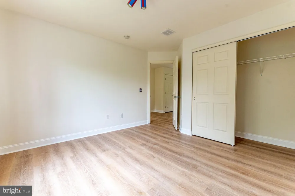 780 RAMBLEWOOD DRIVE Easton, PA 18040