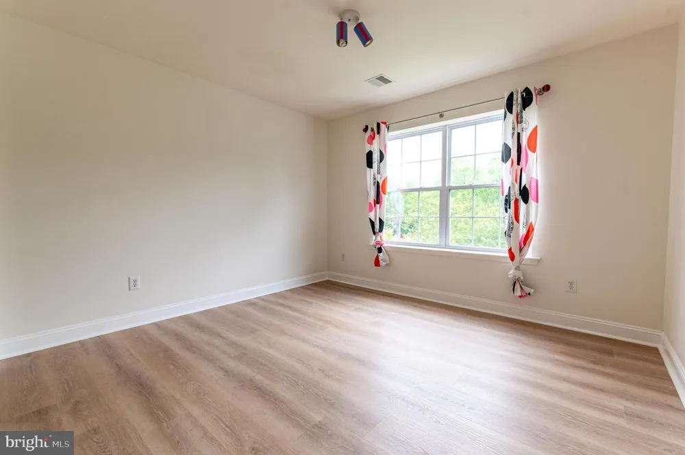 780 RAMBLEWOOD DRIVE Easton, PA 18040