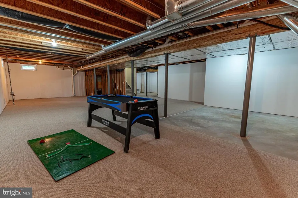 780 RAMBLEWOOD DRIVE Easton, PA 18040