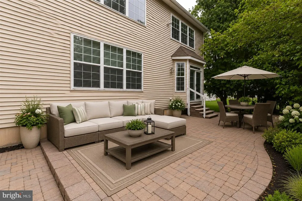 780 RAMBLEWOOD DRIVE Easton, PA 18040