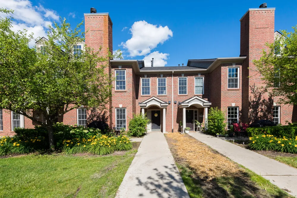 5727 Hampshire Lane #75 Ypsilanti, MI 48197