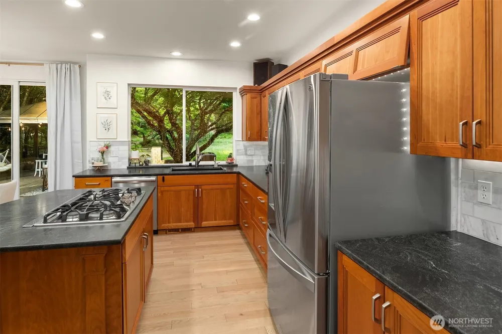 14230 229th Avenue NE Woodinville, WA 98077