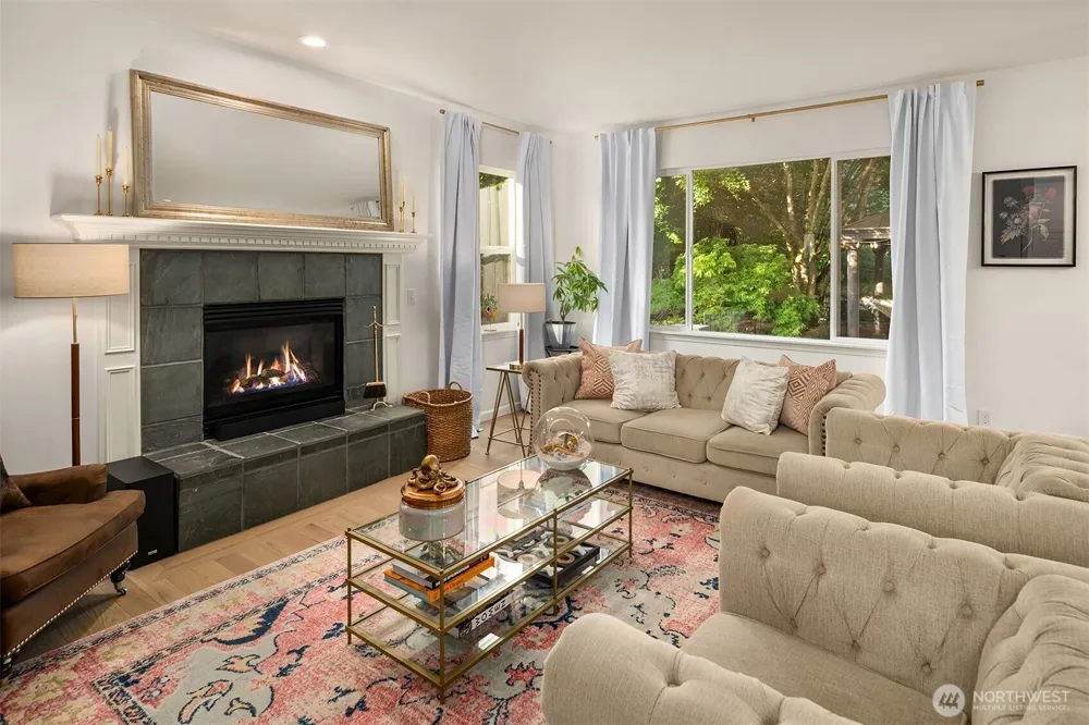 14230 229th Avenue NE Woodinville, WA 98077