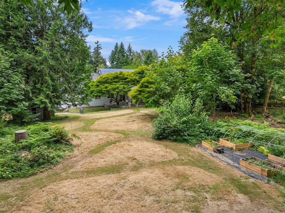 14230 229th Avenue NE Woodinville, WA 98077