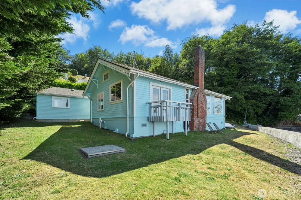 10932 Vashon Hwy SW Vashon, WA 98070