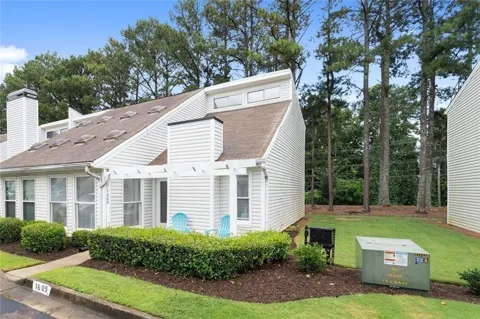 1609 Homestead Trail
