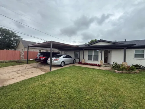 5905 Saramac Drive