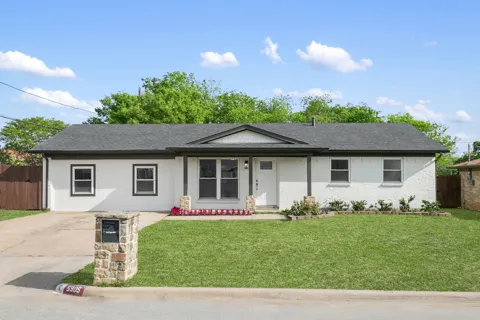 5905 Saramac Drive