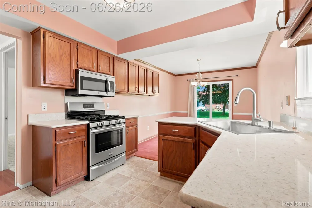 28047 Maple Forest Boulevard E #51 Harrison Charter Township, MI 48045