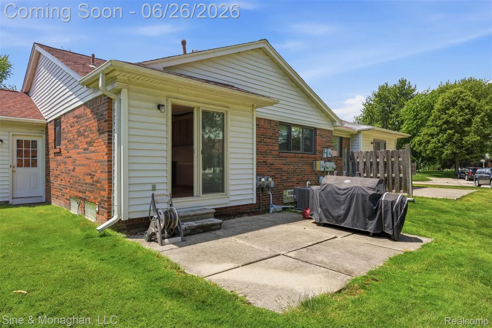 28047 Maple Forest Boulevard E #51 Harrison Charter Township, MI 48045