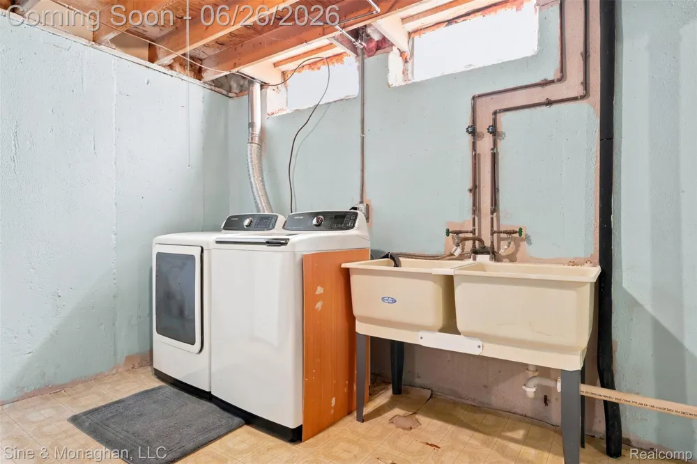 28047 Maple Forest Boulevard E #51 Harrison Charter Township, MI 48045