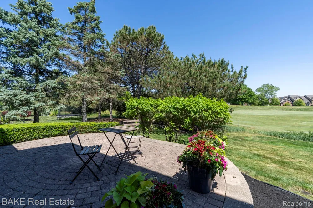 15396 Bay Hill Drive Northville Township, MI 48168