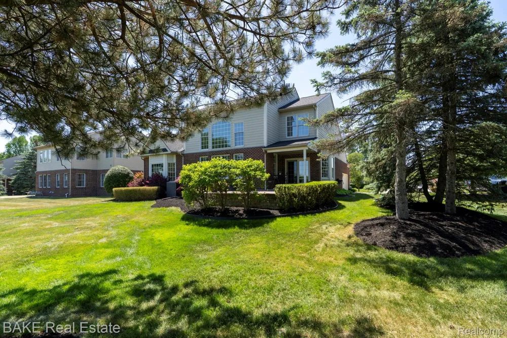 15396 Bay Hill Drive Northville Township, MI 48168
