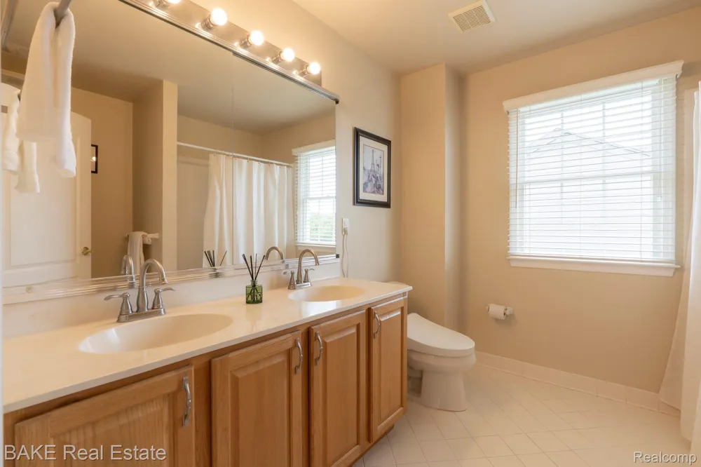 15396 Bay Hill Drive Northville Township, MI 48168