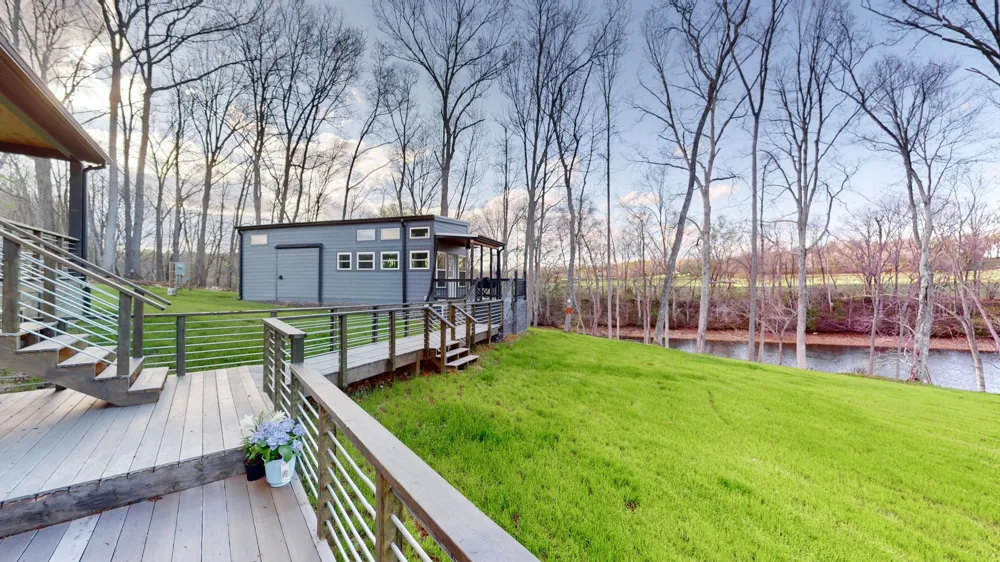 1625 Honey Ln Estill Springs, TN 37330