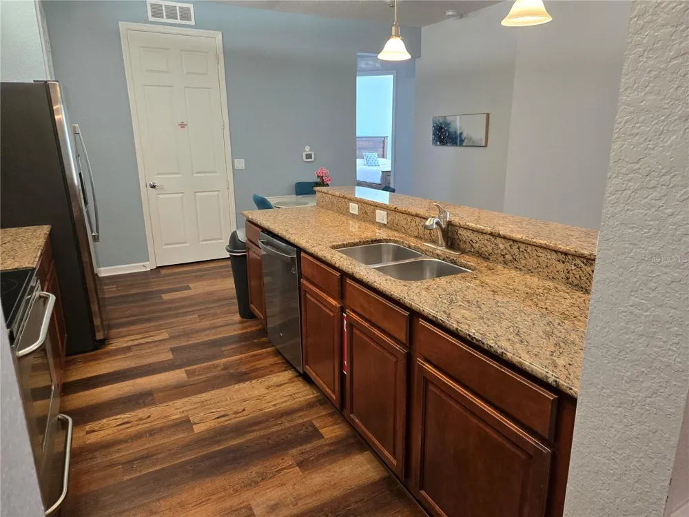 5049 SHOREWAY LOOP #30101 Orlando, FL 32819