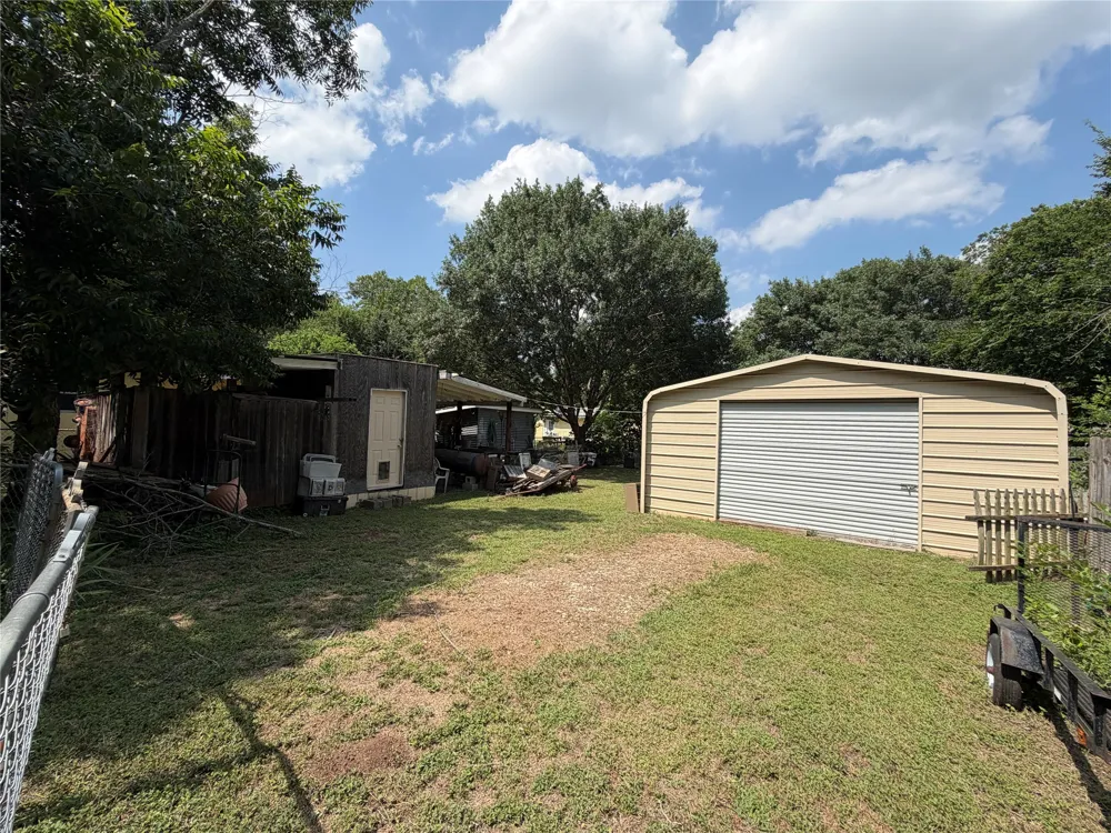 809 S Van Buren McGregor, TX 76657