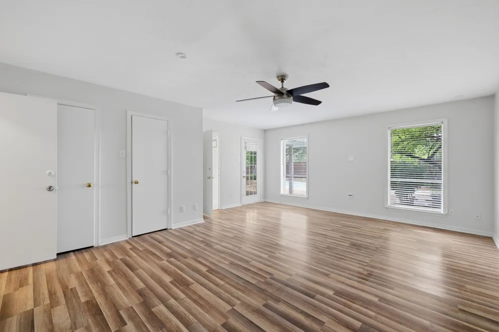 6908 Heatherknoll Drive Dallas, TX 75248