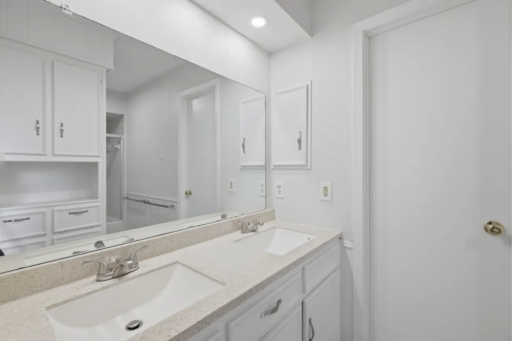 6908 Heatherknoll Drive Dallas, TX 75248