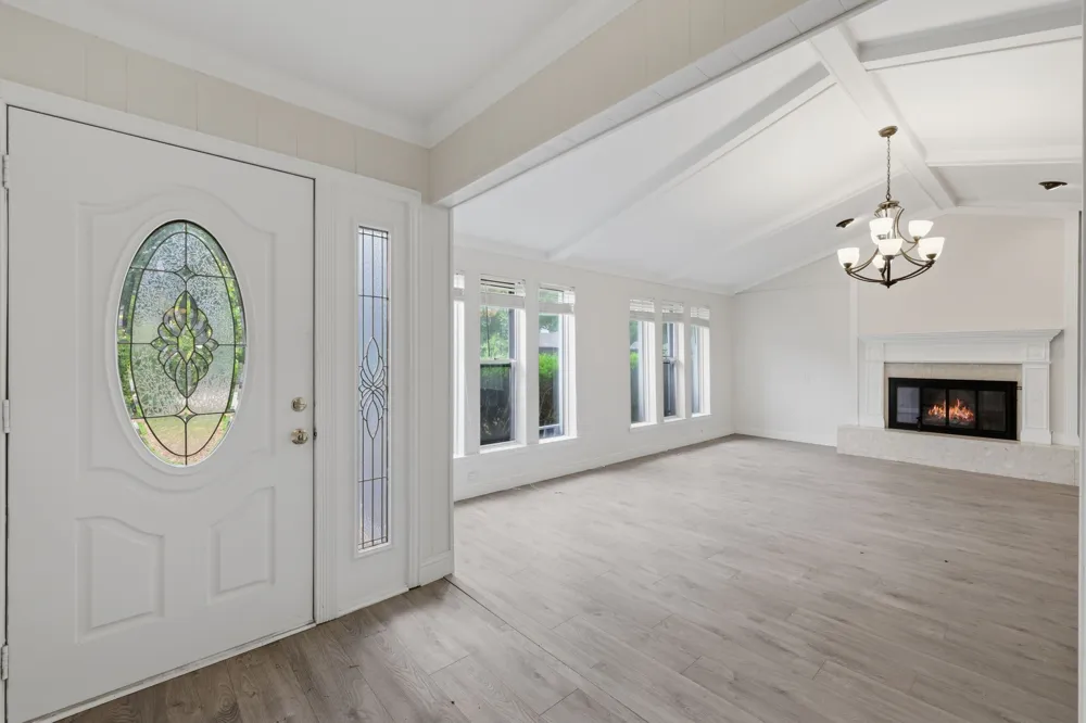 6908 Heatherknoll Drive Dallas, TX 75248