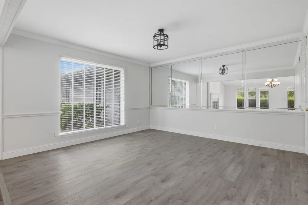 6908 Heatherknoll Drive Dallas, TX 75248