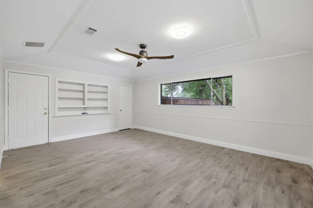 6908 Heatherknoll Drive Dallas, TX 75248