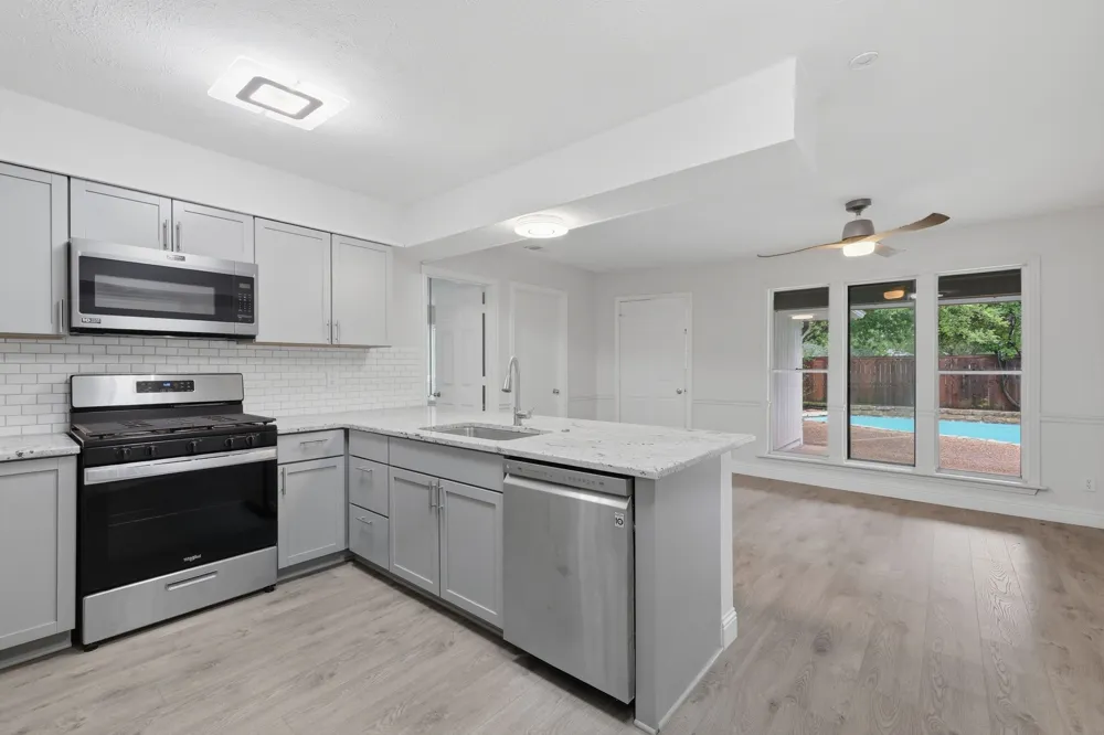 6908 Heatherknoll Drive Dallas, TX 75248