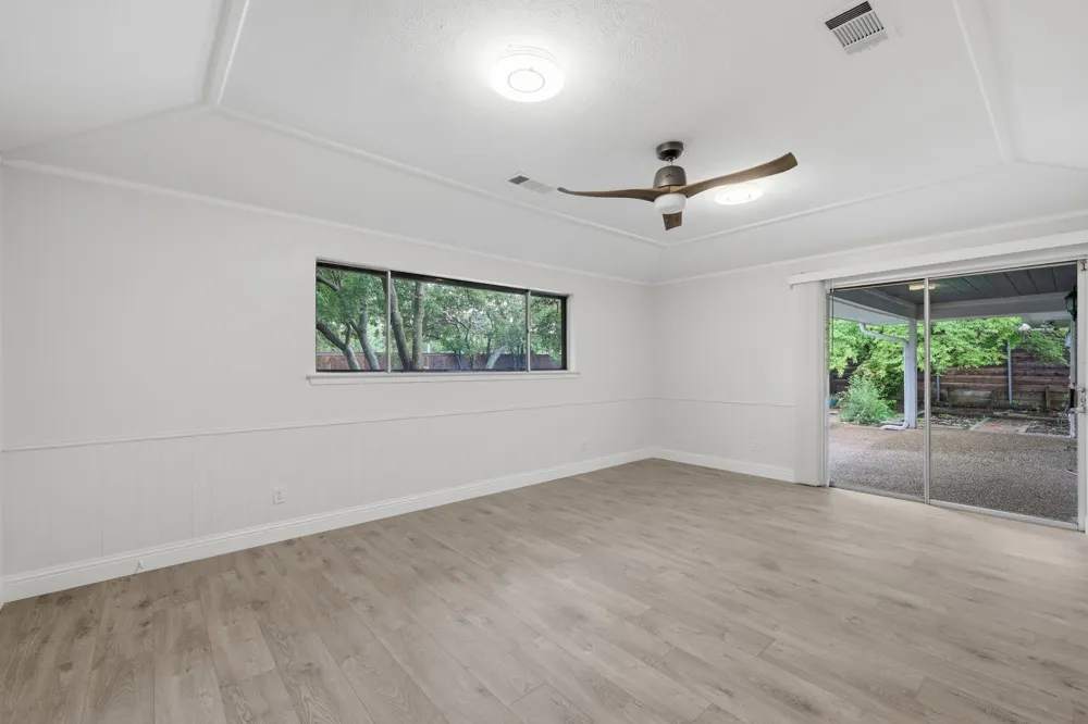 6908 Heatherknoll Drive Dallas, TX 75248
