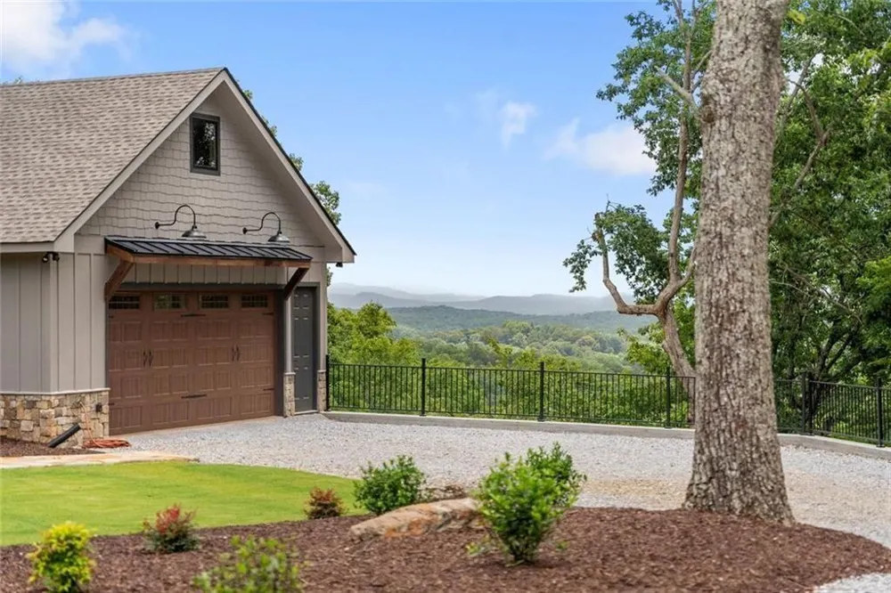 1055 S Laceola Road Cleveland, GA 30528