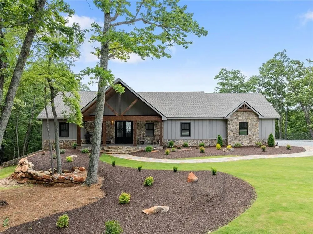 1055 S Laceola Road Cleveland, GA 30528