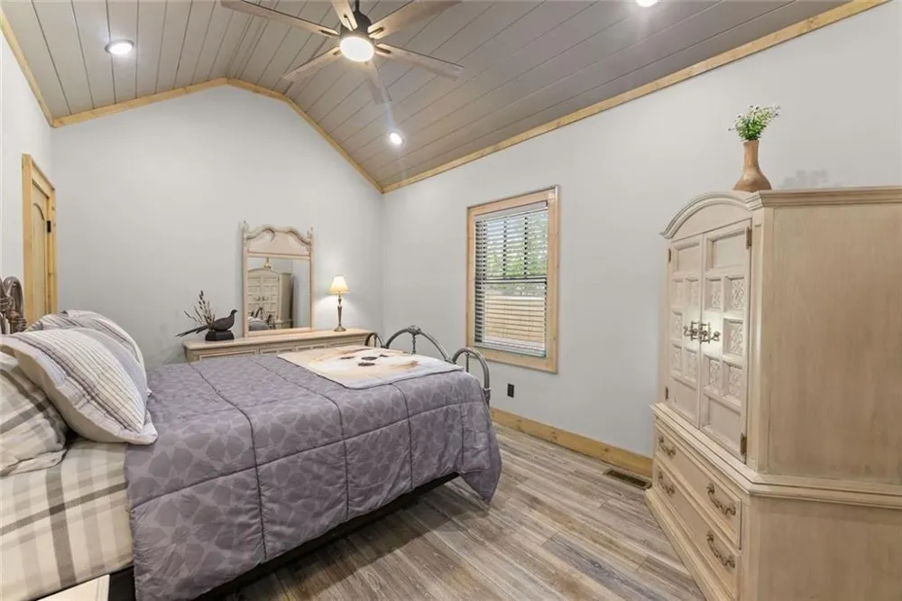1055 S Laceola Road Cleveland, GA 30528