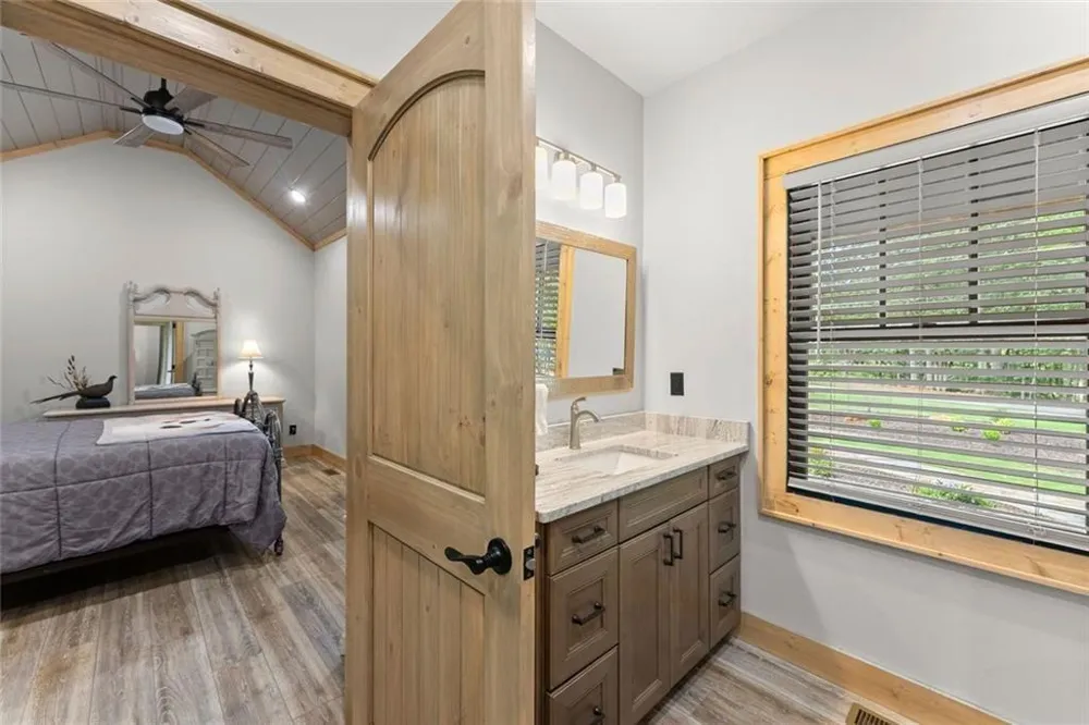 1055 S Laceola Road Cleveland, GA 30528