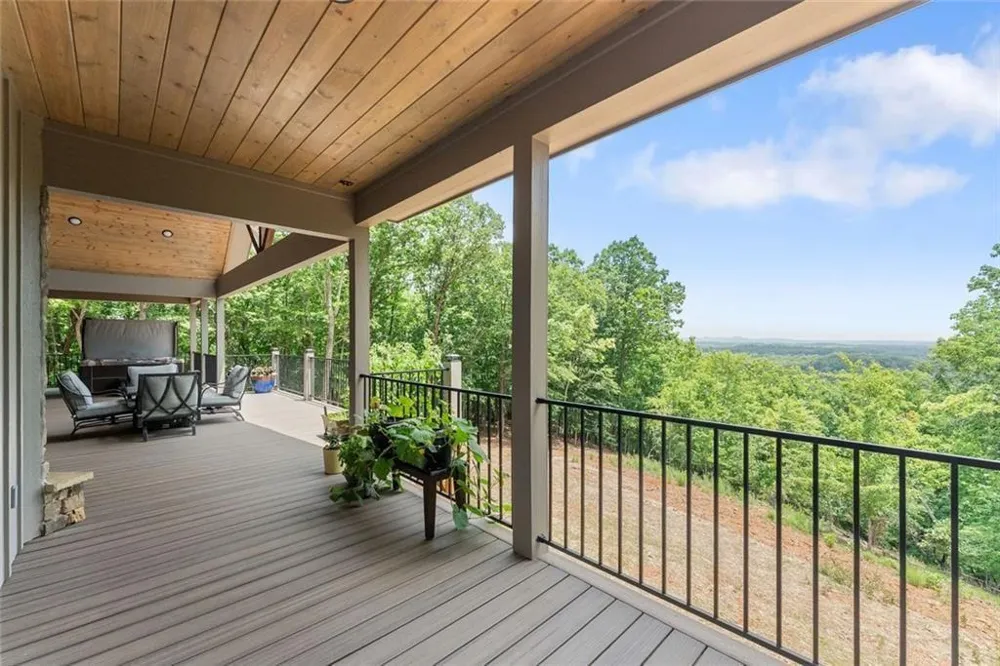1055 S Laceola Road Cleveland, GA 30528