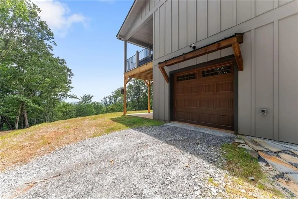 1055 S Laceola Road Cleveland, GA 30528