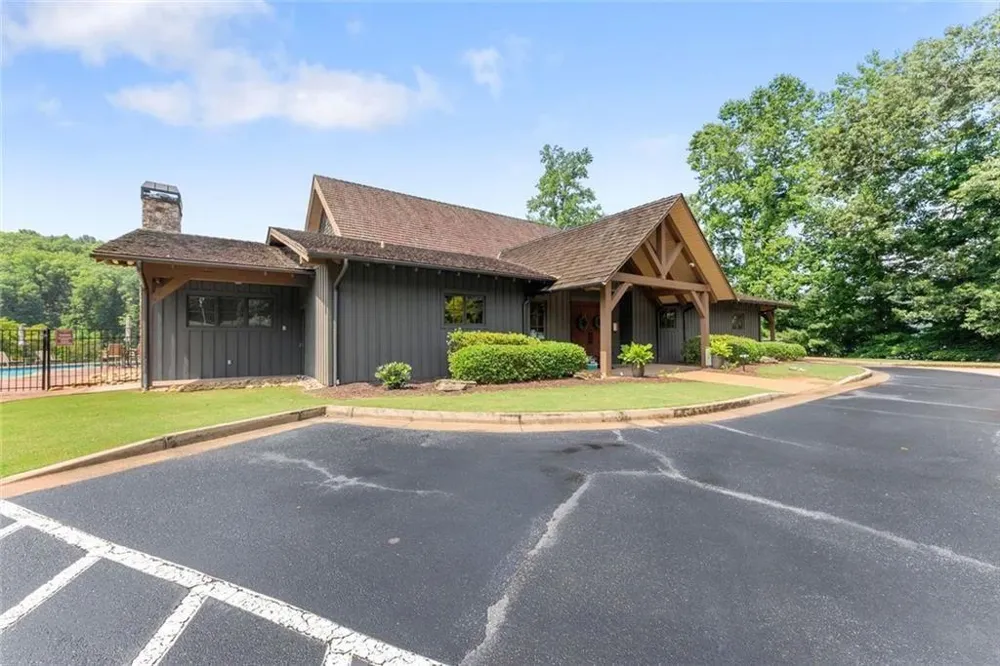 1055 S Laceola Road Cleveland, GA 30528