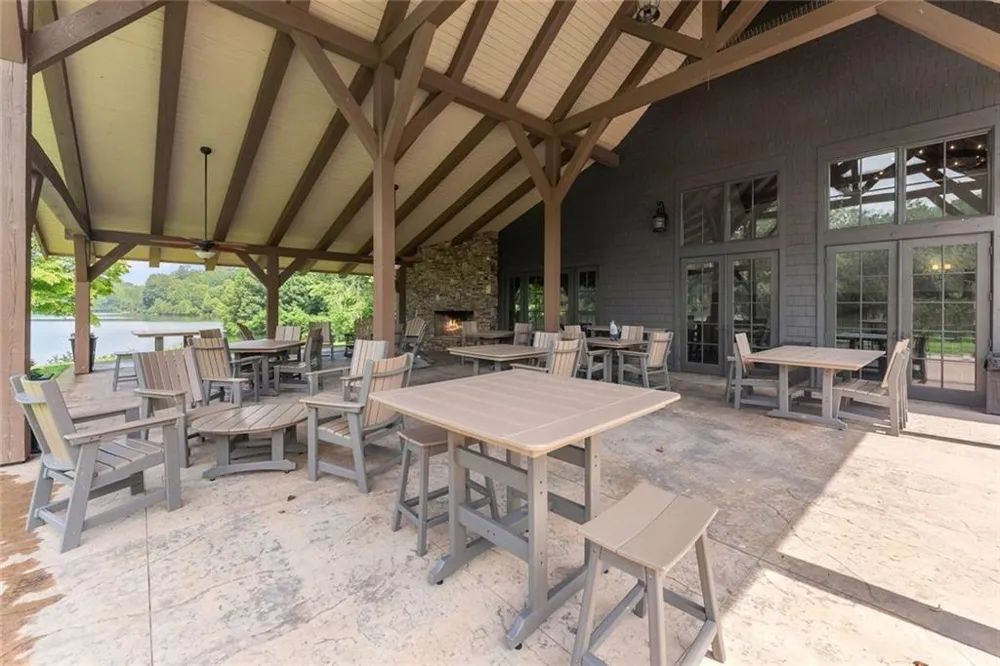 1055 S Laceola Road Cleveland, GA 30528