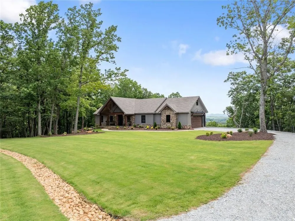 1055 S Laceola Road Cleveland, GA 30528