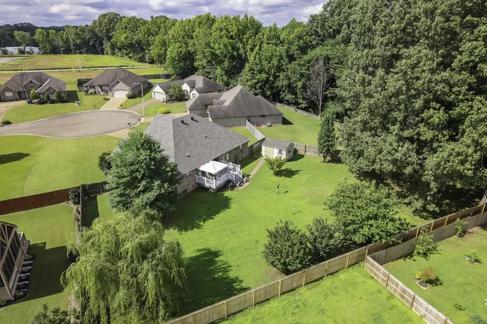 87 Lennox Village Dr Jackson, TN 38305