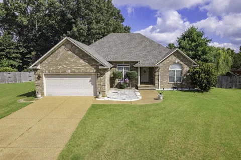 87 Lennox Village Dr