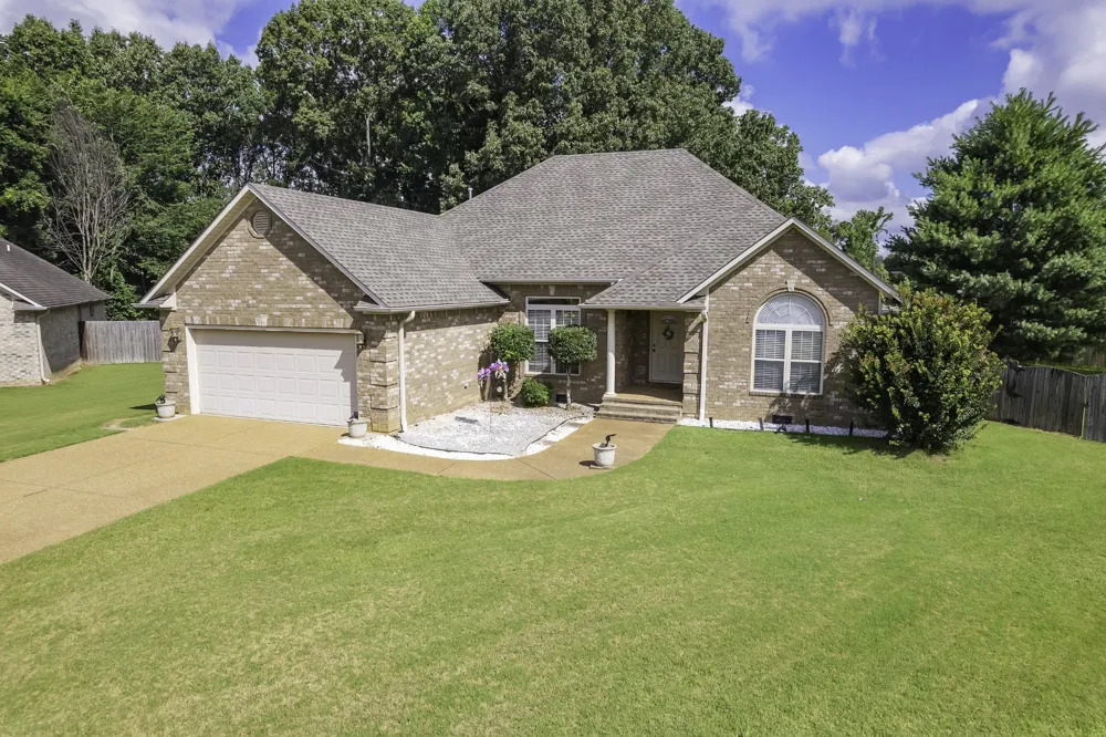 87 Lennox Village Dr Jackson, TN 38305