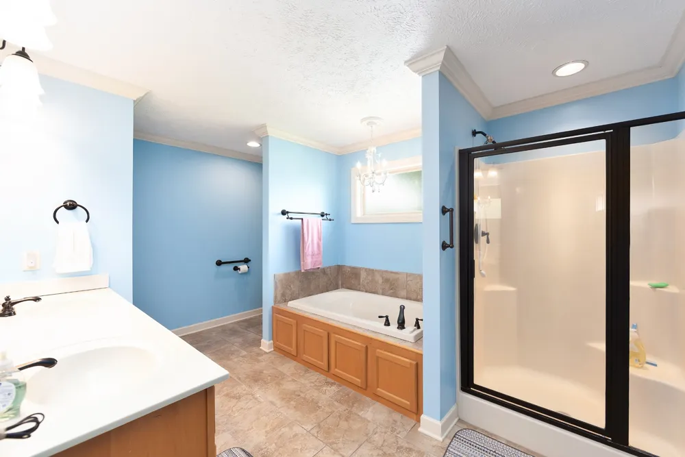 87 Lennox Village Dr Jackson, TN 38305